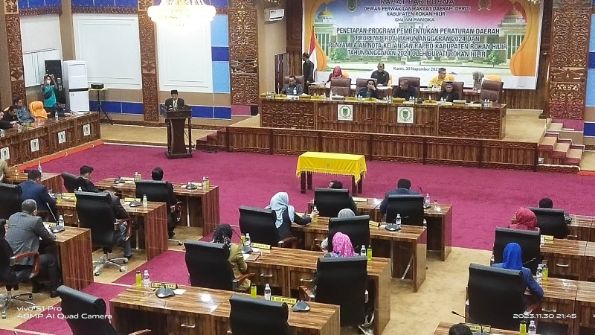 Fraksi Fraksi Dprd Sampaikan Pandangan Umum Terhadap Nota Keuangan Rapbd Rohil Tahun 2024 0524